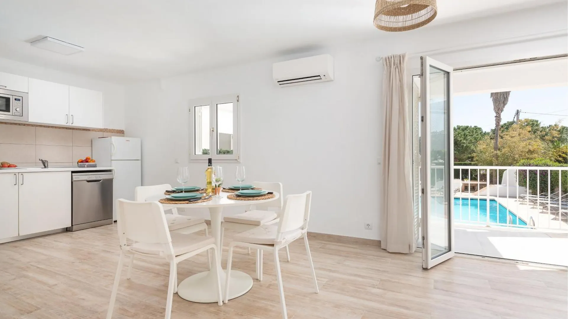 Apartment Ona One Sun With Pool, Ac, Bbq, Wifi In Cala D'Or  Cala D´Or